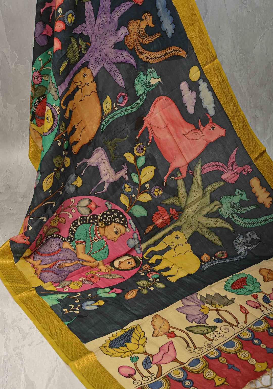 DUPATTA : Authentic Pen Kalamkari on Mangalagiri Silk Cotton Dupatta with Sundari, Mandalas and Jungle Theme Design