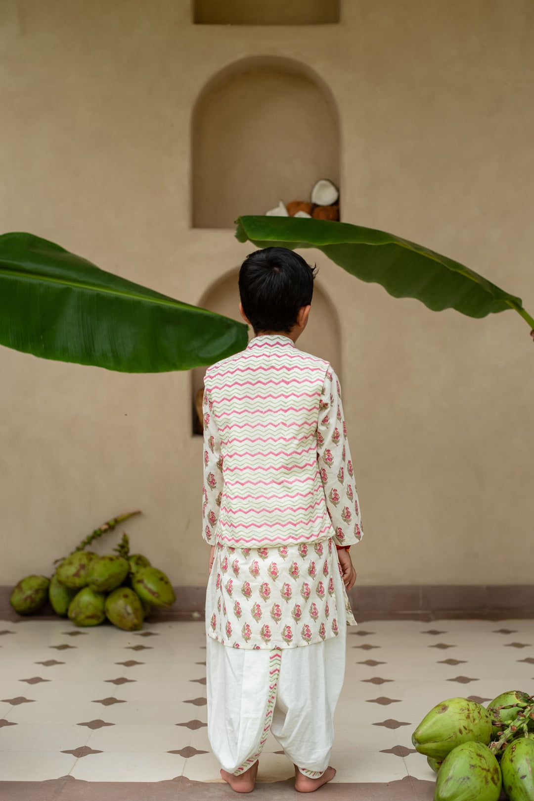 Manika Chevron Kurta Set | SHOBITAM
