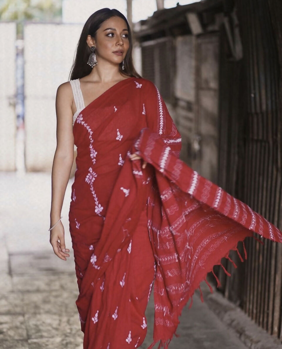 Gulmohar Red Mul Kantha Stitch Saree | SHOBITAM