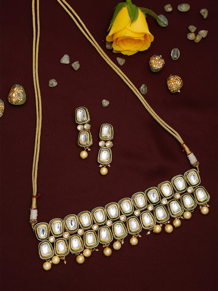 Khoj Kundan Choker with Earrings | SHOBITAM