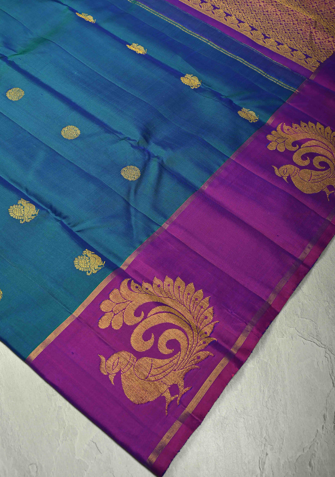 Peacock Green Dual Tone Pure Kanjivaram Silk Handloom Saree with Zari Motifs and Distinct Peacock on Border| SILK MARK CERTIFIED