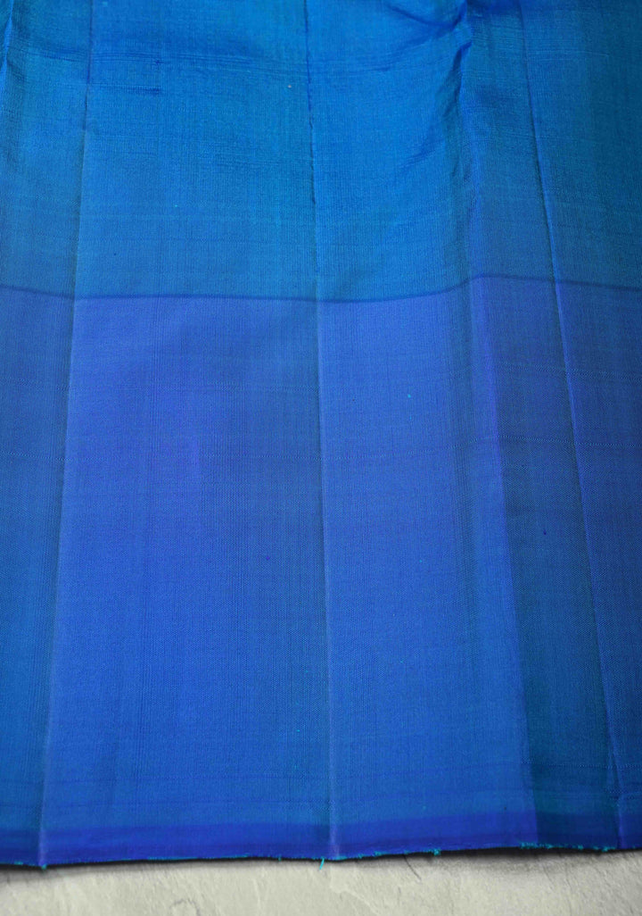 Sea Green Dual tone Pure Kanjivaram Silk Handloom Saree with Vairaoosi Zari Stripes and Distinct Floral Motifs on Contrast Border  | SILK MARK CERTIFIED