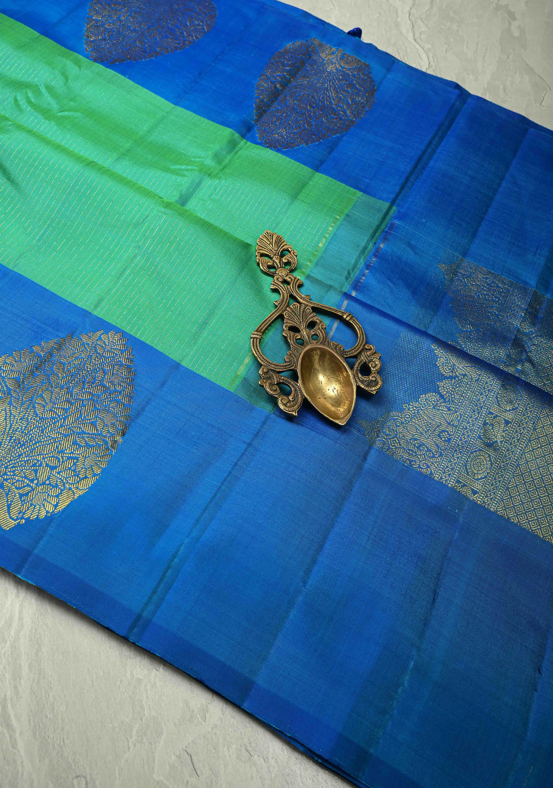 Sea Green Dual tone Pure Kanjivaram Silk Handloom Saree with Vairaoosi Zari Stripes and Distinct Tree Motifs on Contrast Border  | SILK MARK CERTIFIED