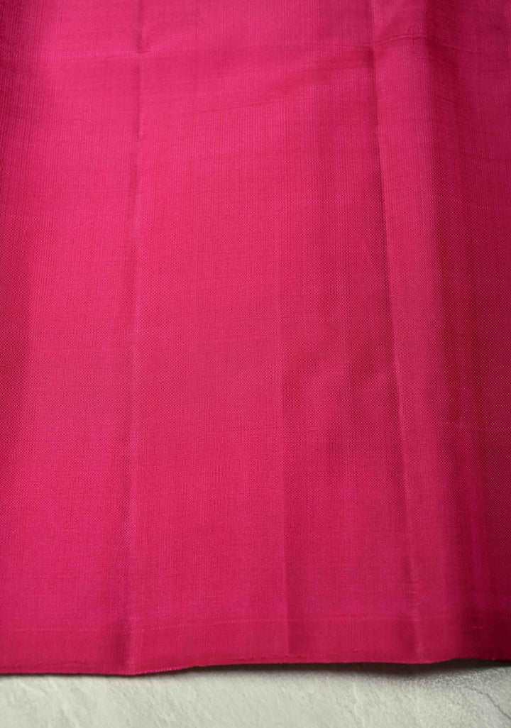 Green-Pink Dual tone Pure Kanjivaram Silk Handloom Saree with Vairaoosi Zari Stripes and Distinct Tree Motifs on Pink Border  | SILK MARK CERTIFIED