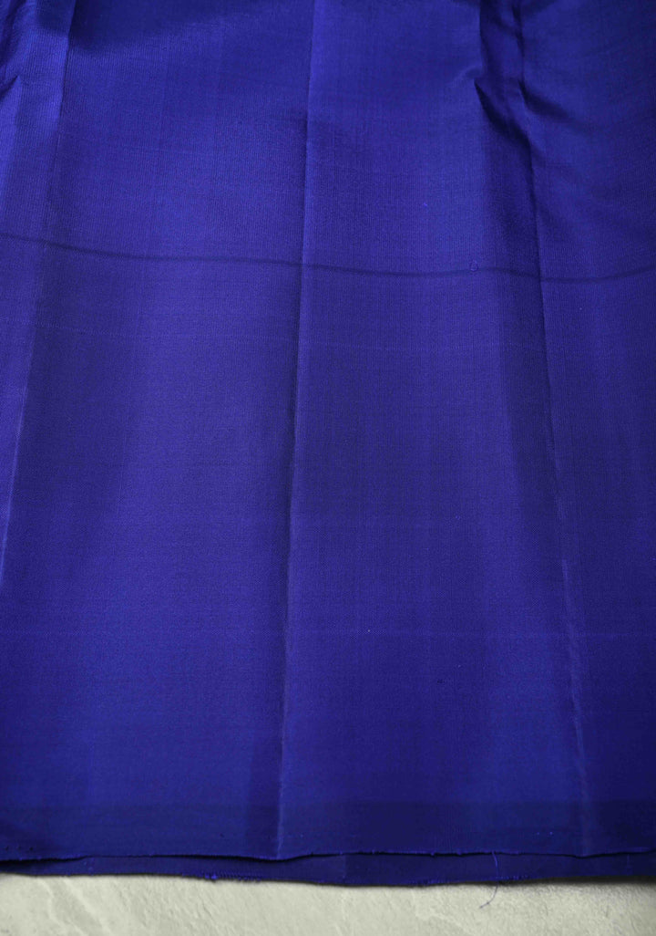 Lavender Dual tone Pure Kanjivaram Silk Handloom Saree with Vairaoosi Zari Stripes and Distinct Floral Motifs on Contrast Border  | SILK MARK CERTIFIED