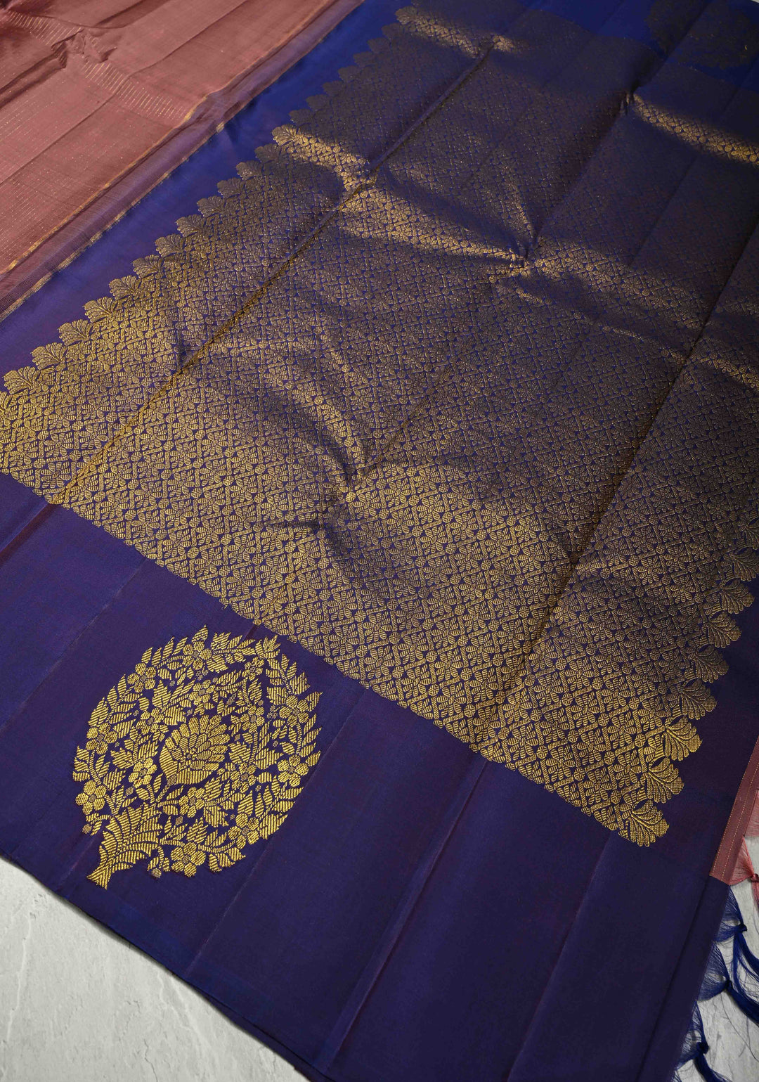 Old Rose Pure Kanjivaram Silk Handloom Saree with Vairaoosi Zari Stripes and Distinct Floral Motifs on Contrast Border | SILK MARK CERTIFIED