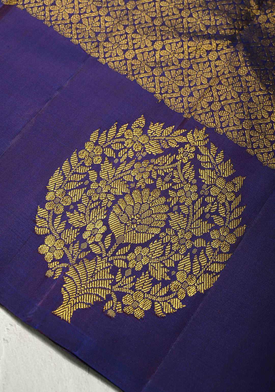 Old Rose Pure Kanjivaram Silk Handloom Saree with Vairaoosi Zari Stripes and Distinct Floral Motifs on Contrast Border | SILK MARK CERTIFIED