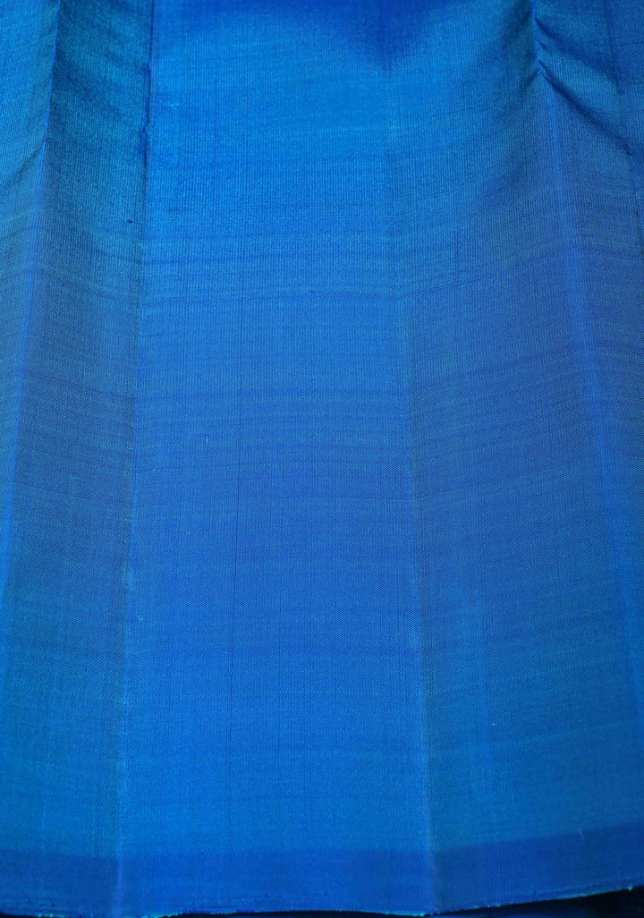 Green-Blue Dual Tone Pure Kanjivaram Silk Handloom Saree with Vairaoosi Zari Stripes and Distinct Floral Motifs on Contrast Border | SILK MARK CERTIFIED