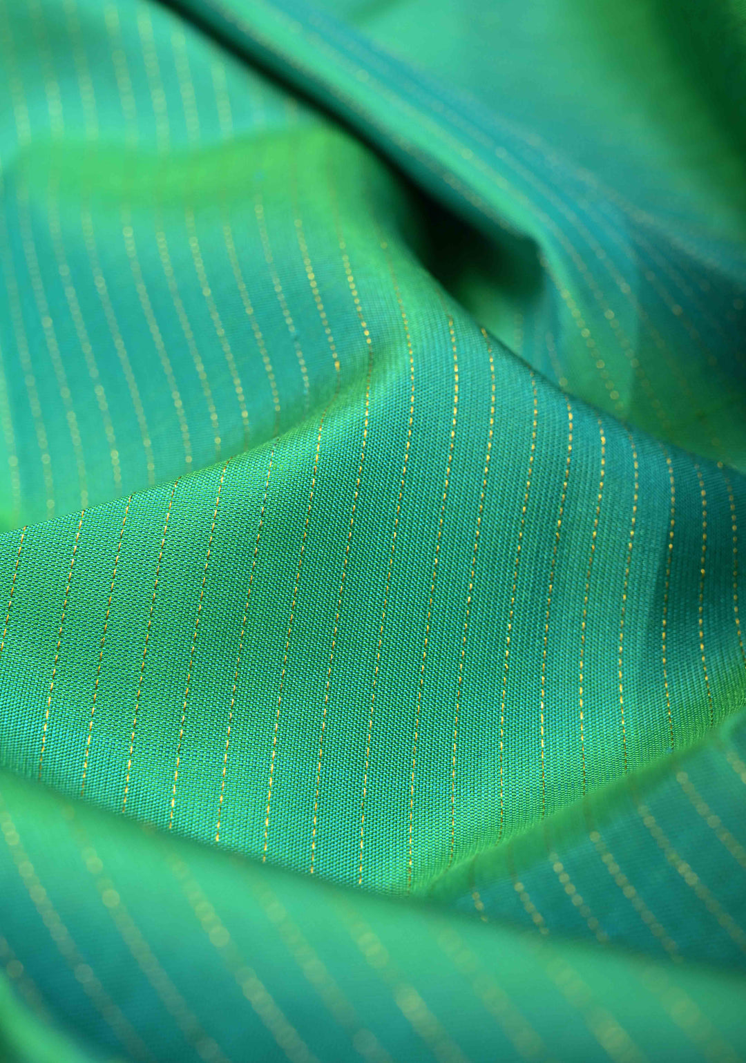 Green-Blue Dual Tone Pure Kanjivaram Silk Handloom Saree with Vairaoosi Zari Stripes and Distinct Floral Motifs on Contrast Border | SILK MARK CERTIFIED