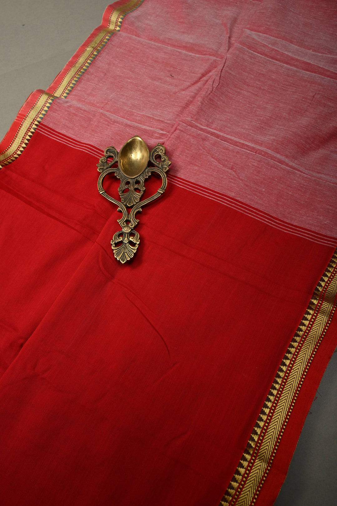 Blood Red Narayanpet Cotton Saree with Minimal Borders, No Blouse Piece | SHOBITAM