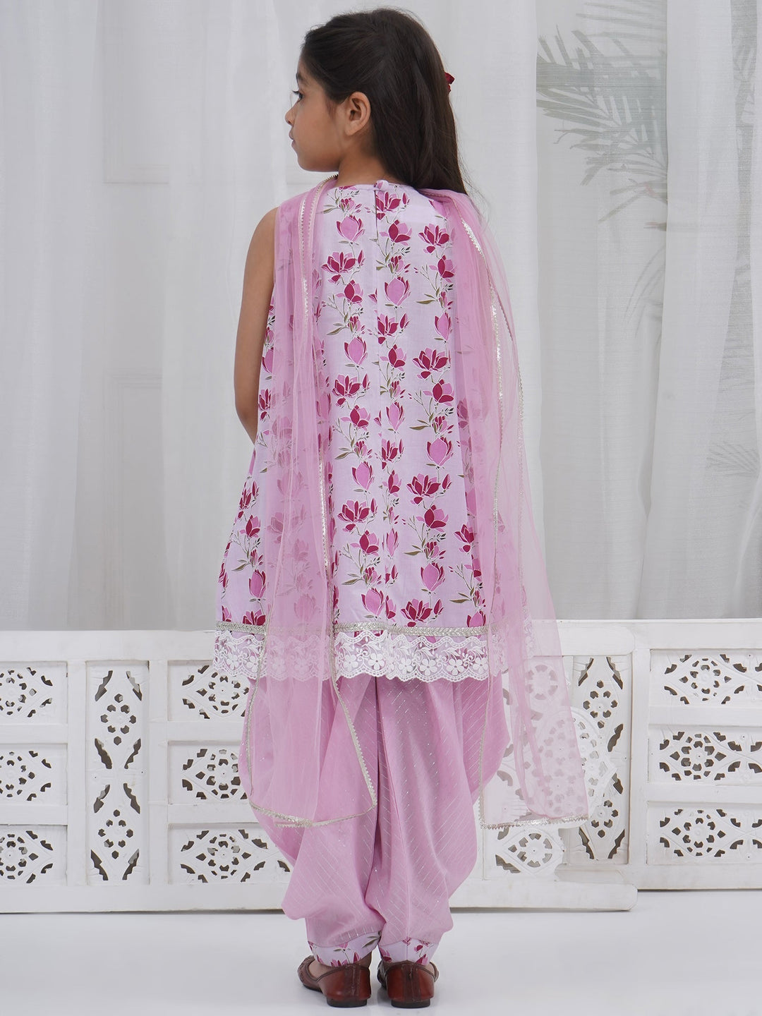 Girls Lavender Cotton Lotus Lacework Kurta Salwar Set
