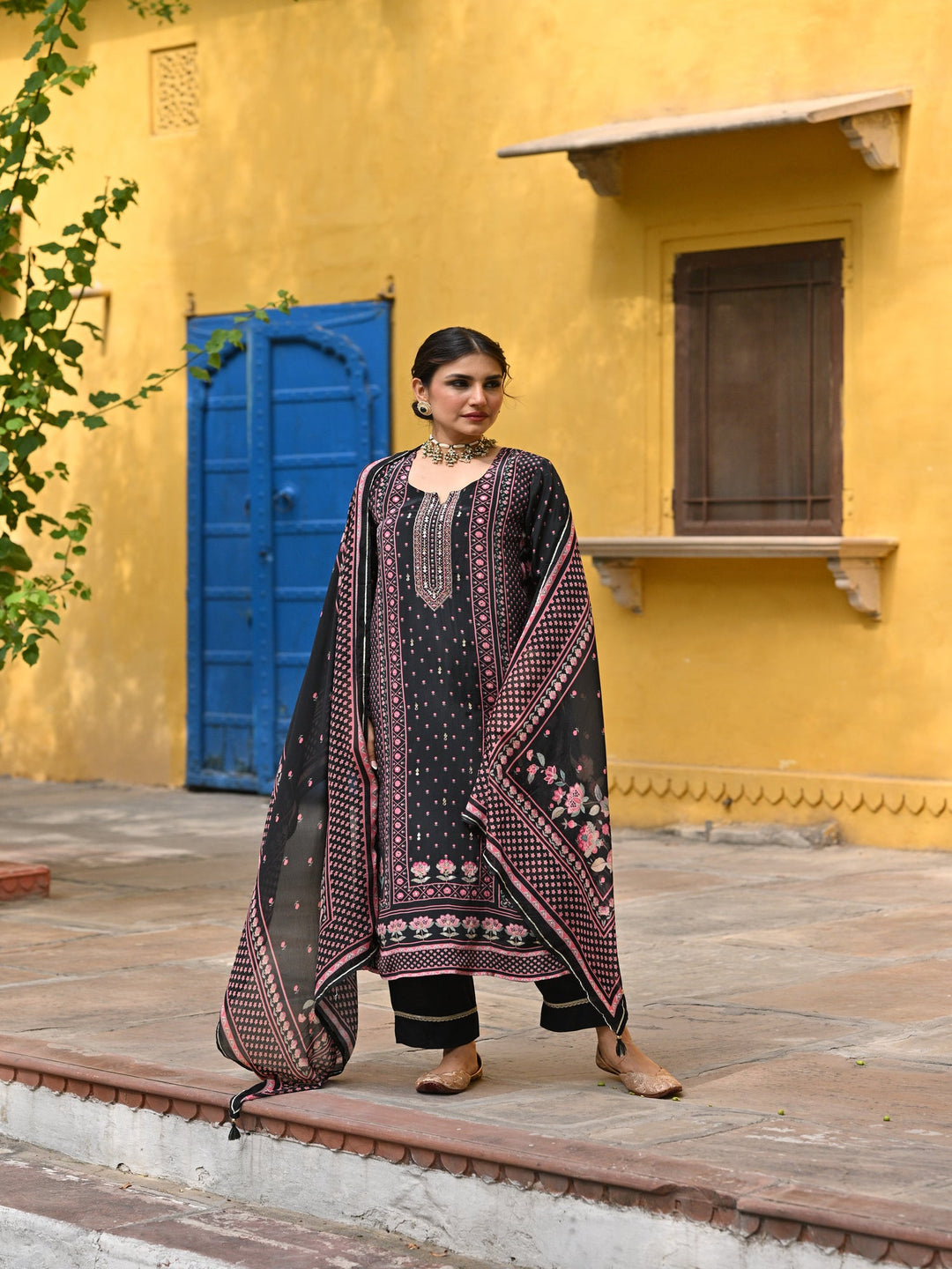 Black and Pink Small Buti with Panel Spread Gota Work Crepe Suit Set - SET OF-3 | SHOBITAM