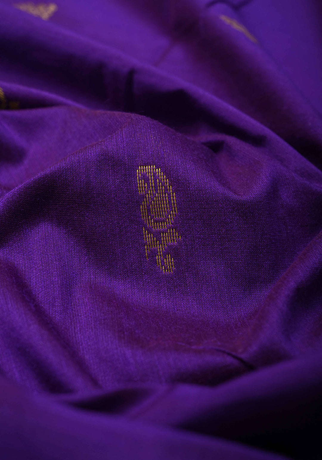 Purple Iris Venkatagiri Cotton Silk Saree with Resham Buttas and Contrast Pink Zari Border