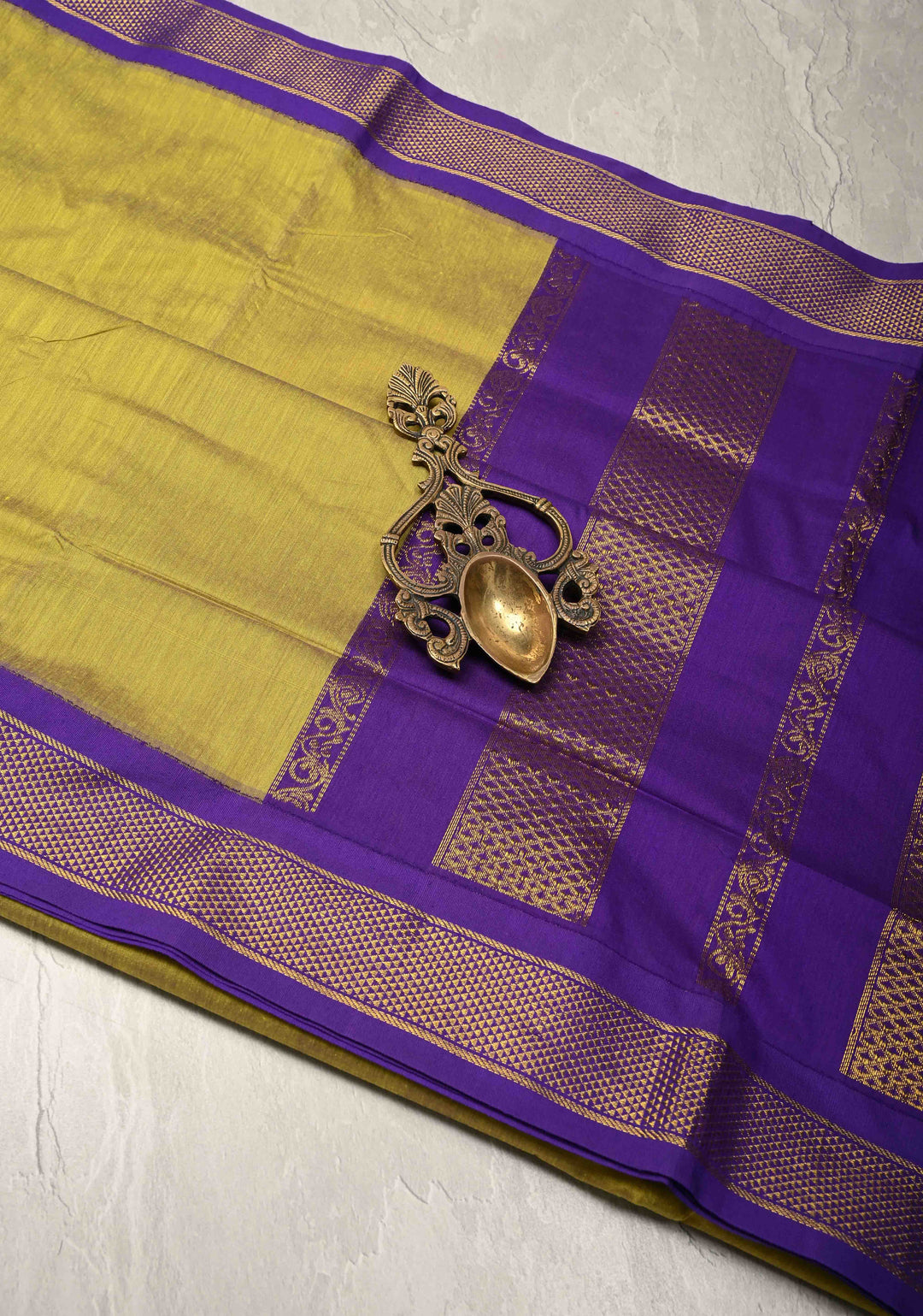 Henna Green Venkatagiri Cotton Silk Saree with Contrast Zari Border