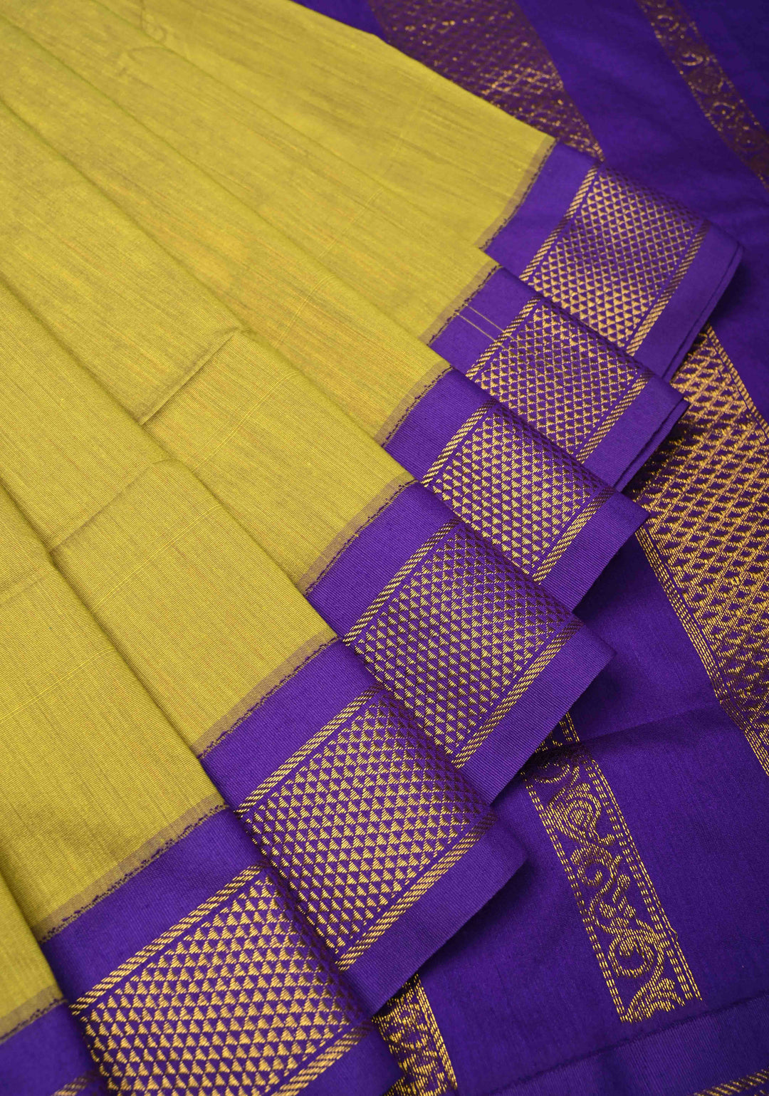Henna Green Venkatagiri Cotton Silk Saree with Contrast Zari Border