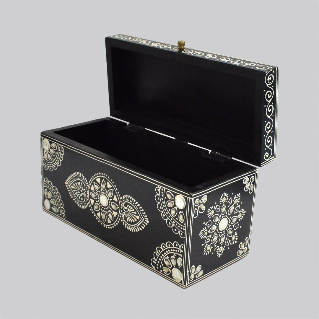 WOODEN PAINTED BOX | SHOBITAM