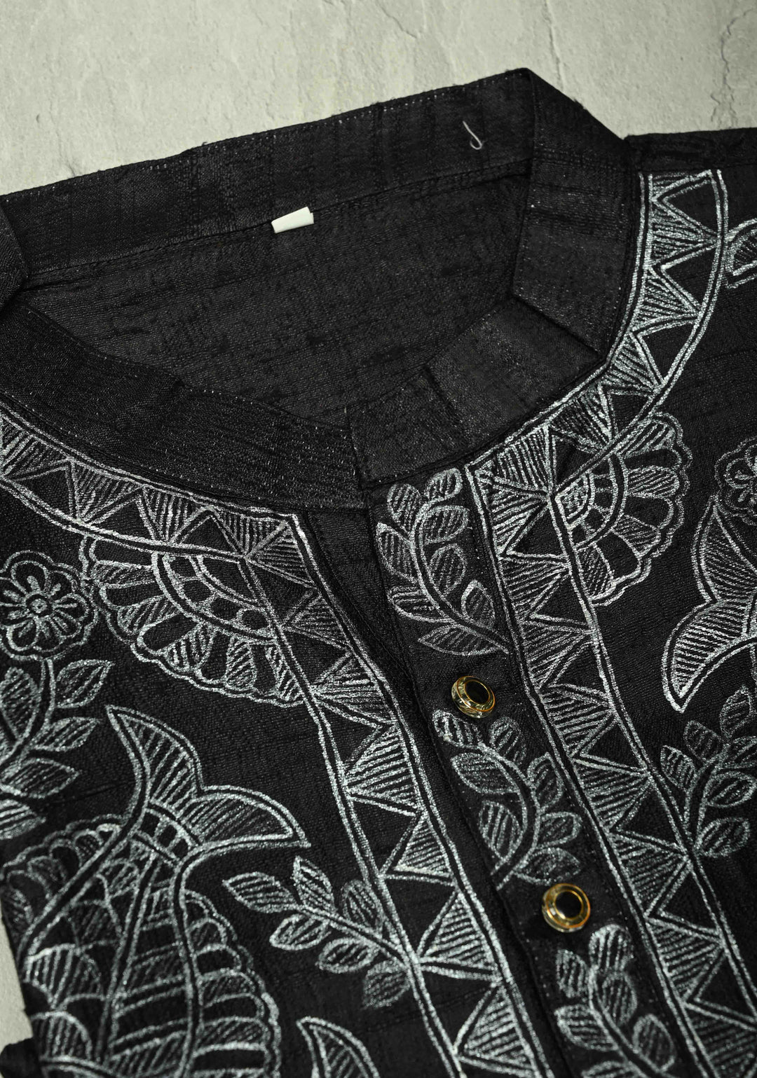 SIZE : 44 Black Pure Tussar Silk Full Sleeves Mens Kurta with Silver Fish Madhubani Hand Painting  | SILK MARK CERTIFIED