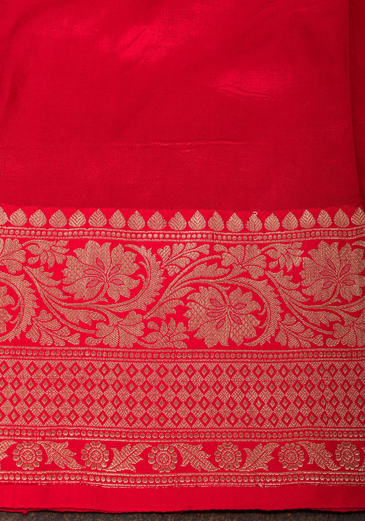 Deep Rama Green Tussar Silk Saree with Antique tone Zari buttas and Red Contrast | SILK MARK CERTIFIED