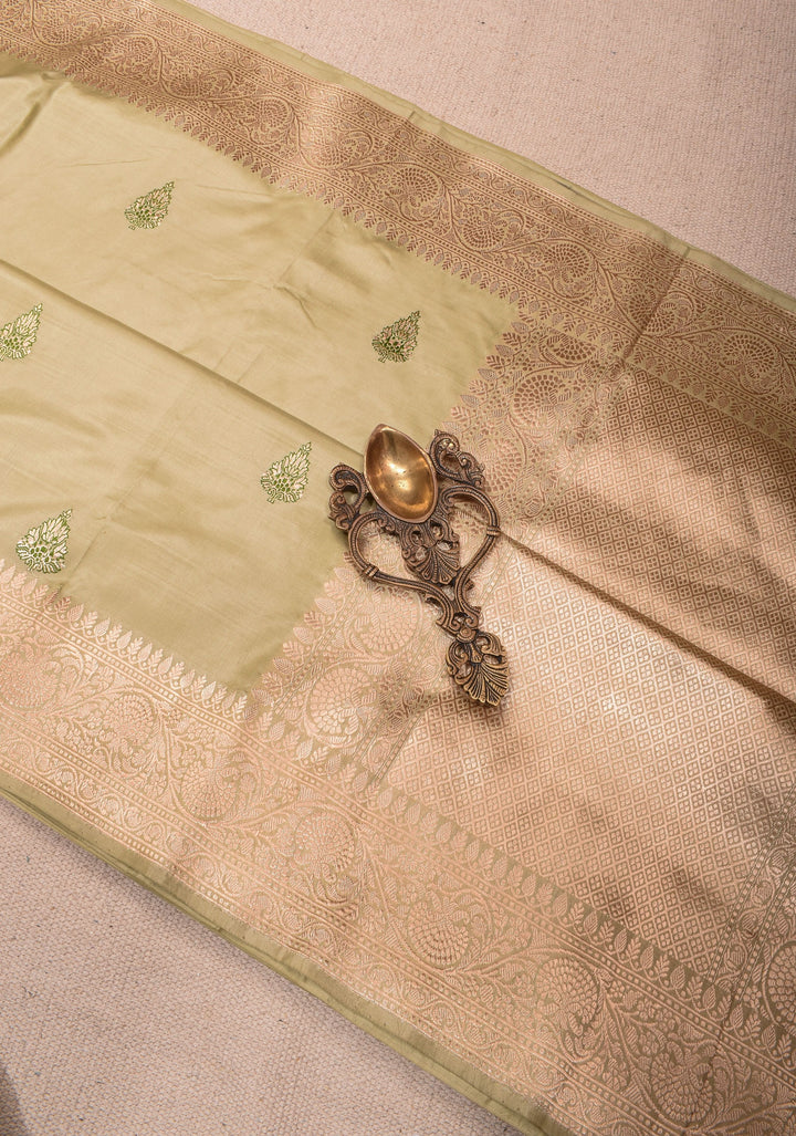 Natural Color  Banarasi Katan Silk Saree with Meenakari Motifs and zari Border | SILK MARK CERTIFIED