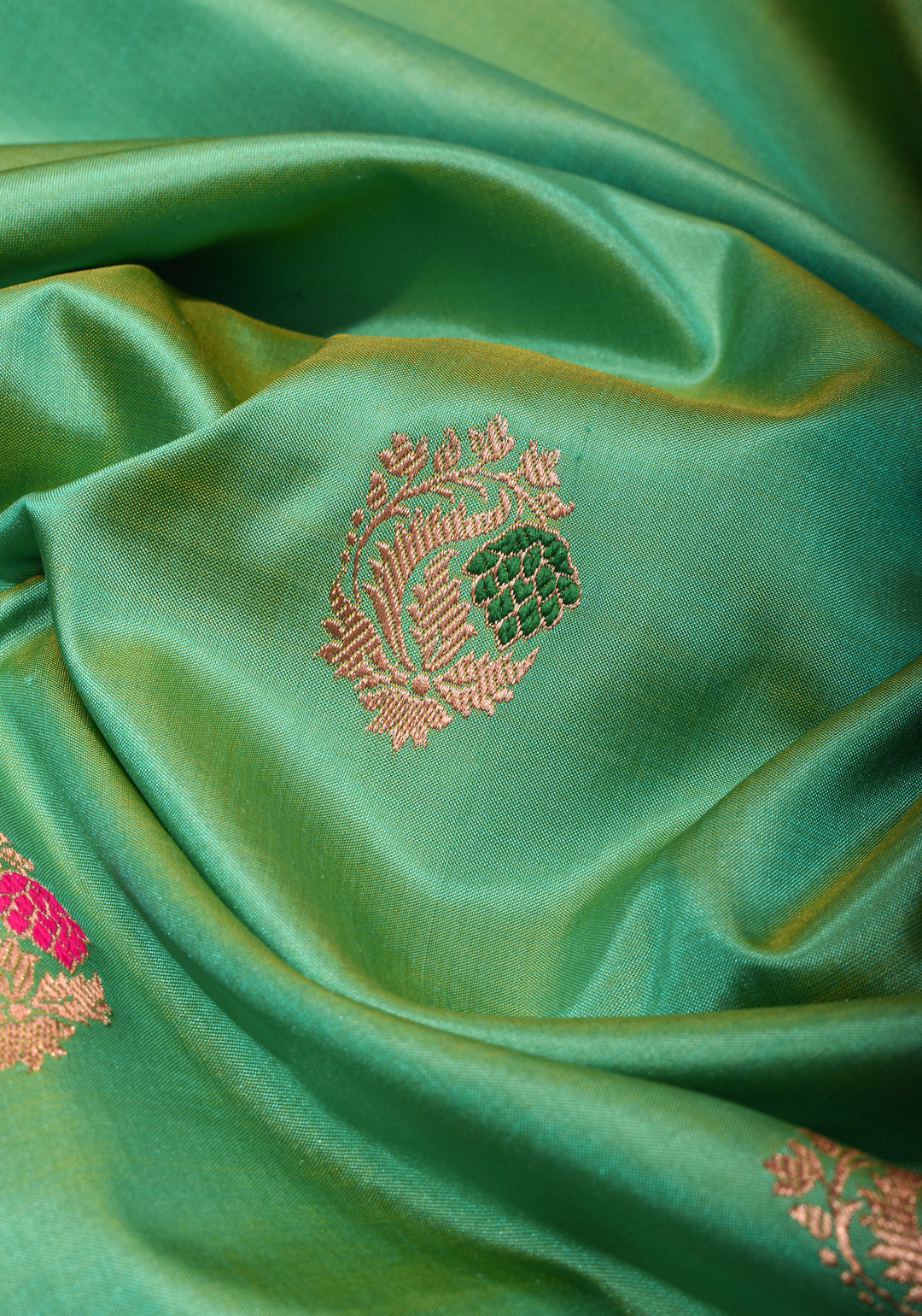 Green Dual tone Banarasi Katan Silk Saree with meenakari buttas and contrast red borders| SILK MARK CERTIFIED