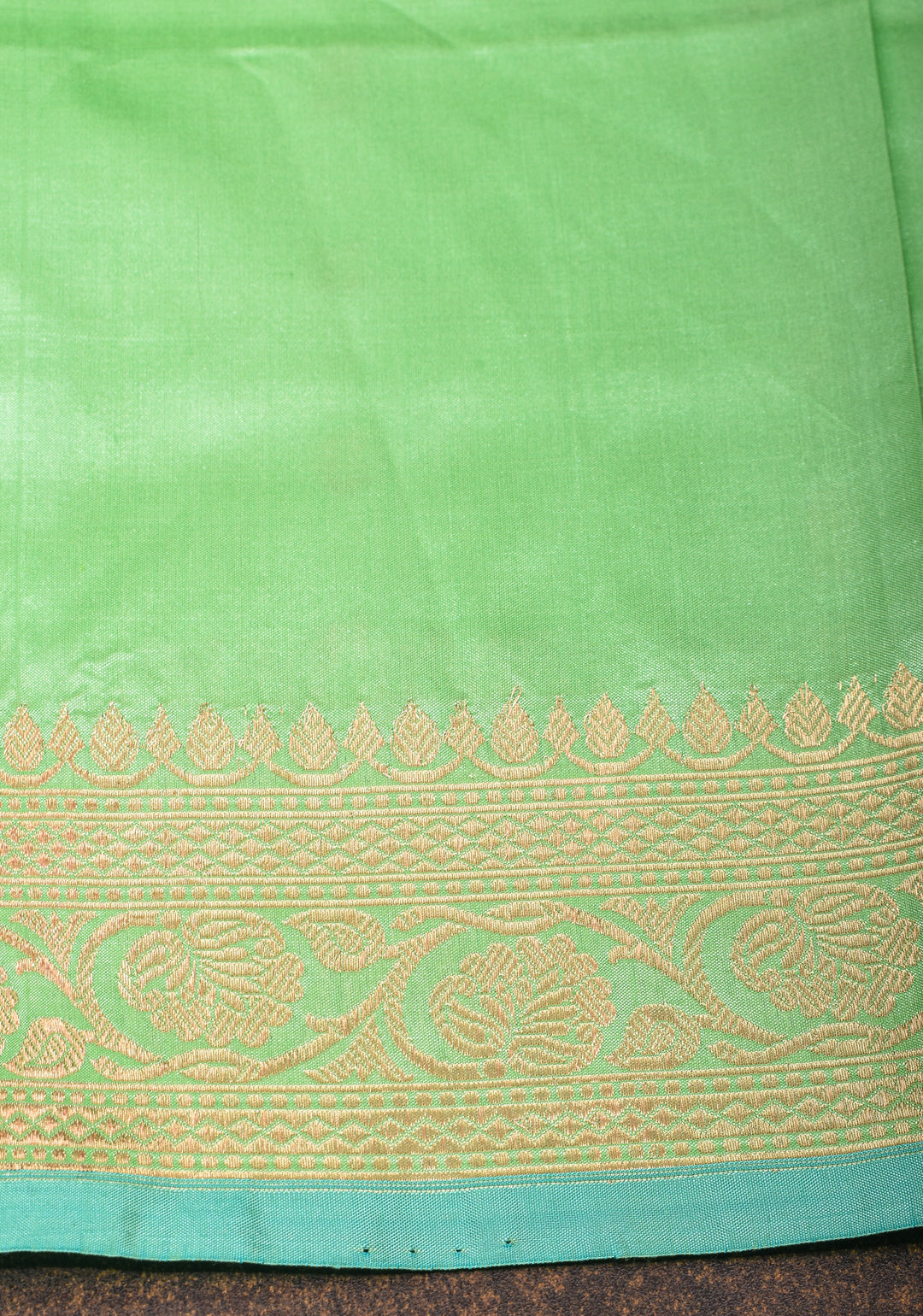 Banarasi Katan silk saree in mint green with chunri buttis and zari border| SILK MARK CERTIFIED