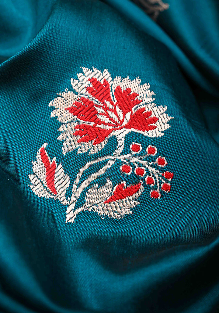 Peacock Blue Banarasi Katan Silk Saree with Meenakari Zari Butta and Zari  Border | SILK MARK CERTIFIED