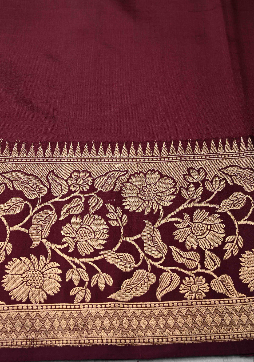Green Dual Tone Pure Banarasi Kora Silk Saree with Zari Buttas and Contrast Zari Border | SILK MARK CERTIFIED