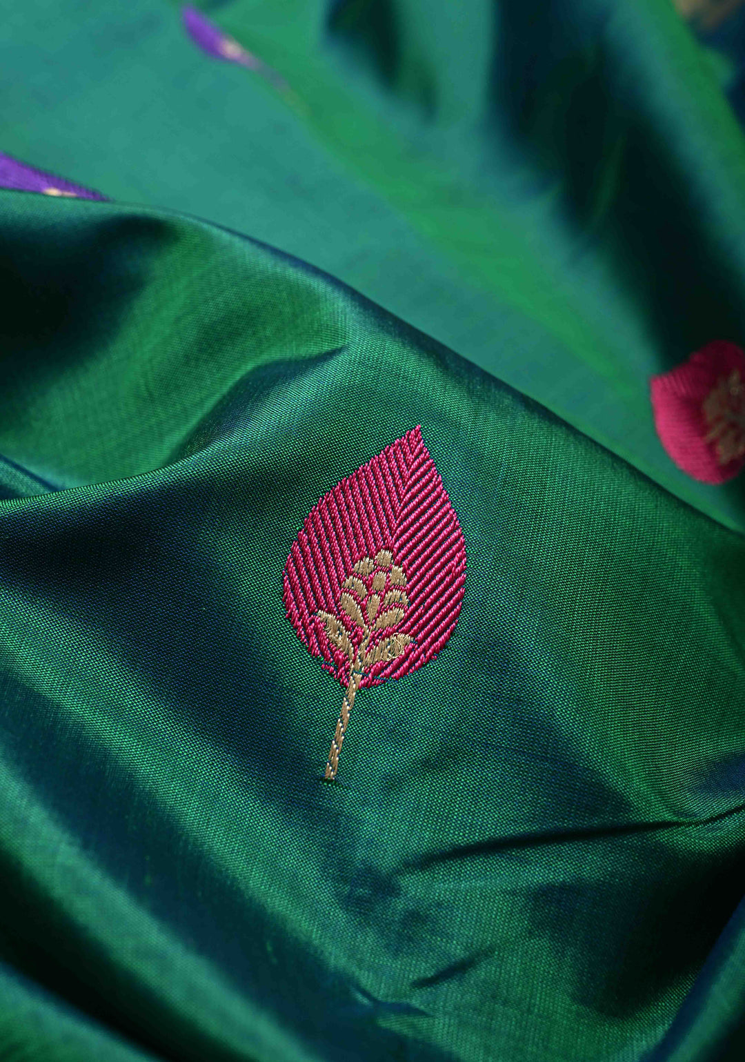 Peacock Blue Green Dual Tone Banarasi Katan Silk Saree with Resham Meenakari Buttas and Zari Border | SILK MARK CERTIFIED