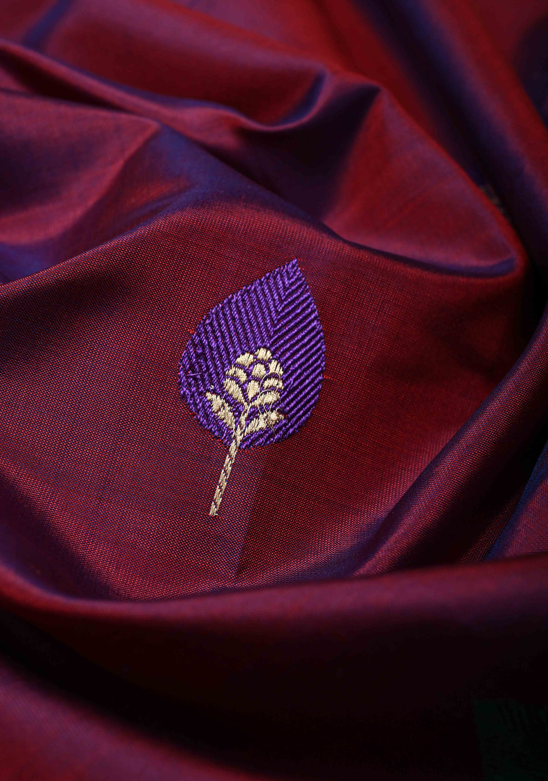 Purple Maroon Dual Tone Banarasi Katan Silk Saree with Resham Meenakari Buttas and Zari Border | SILK MARK CERTIFIED | SHOBITAM