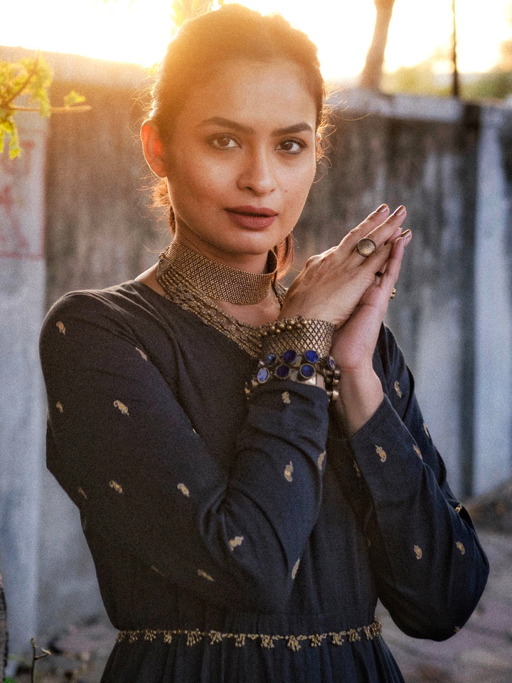 Gold Studded Bracelet | SHOBITAM