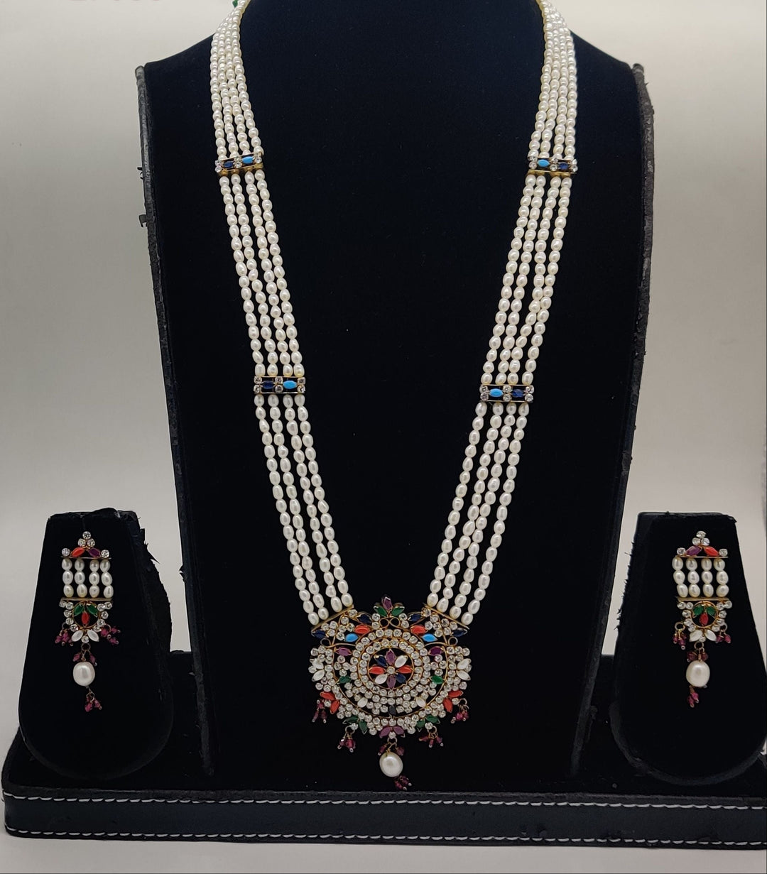 Royal Vivid Harmony Pearl Fancy Pendent Set | SHOBITAM