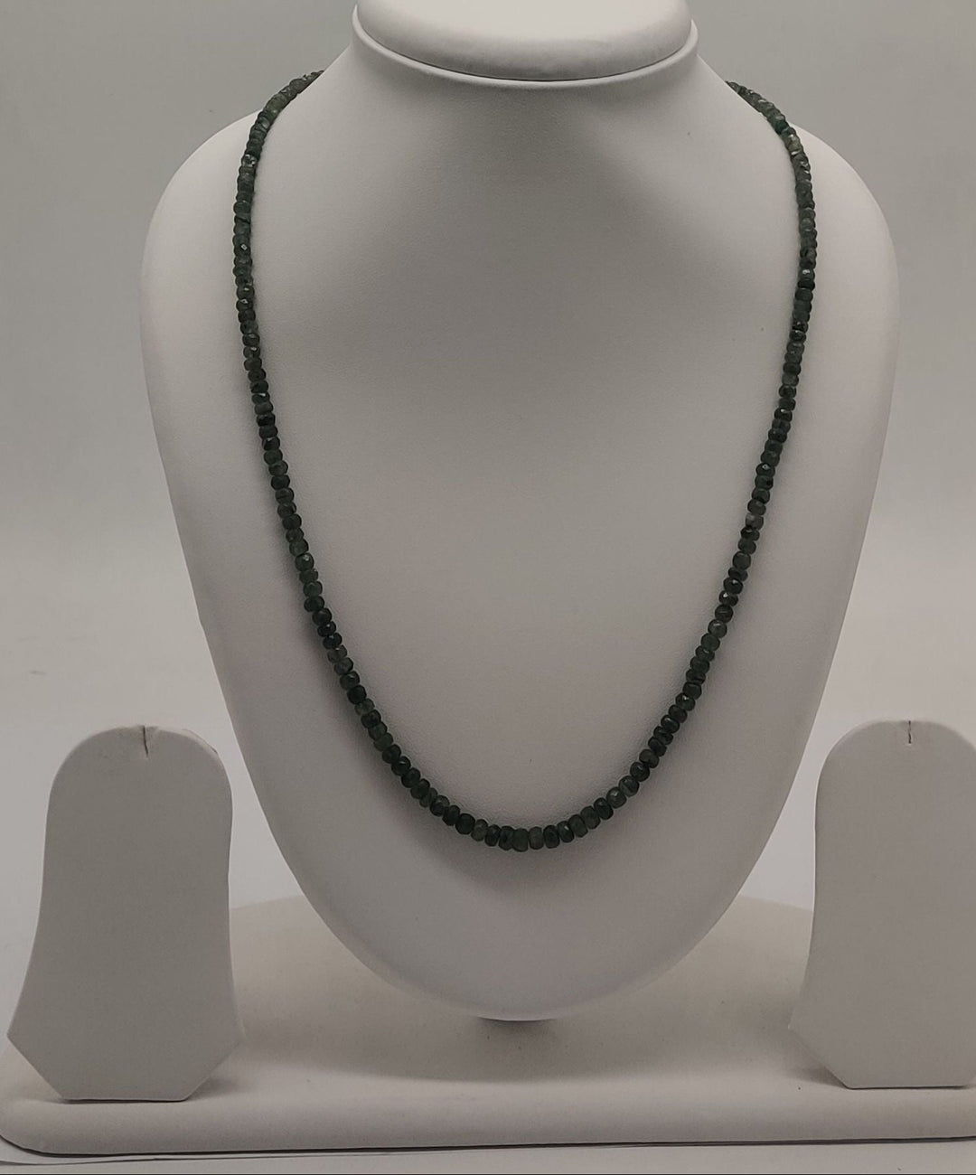 Evergreen Line Faceted Emerald Bead Necklace | SHOBITAM
