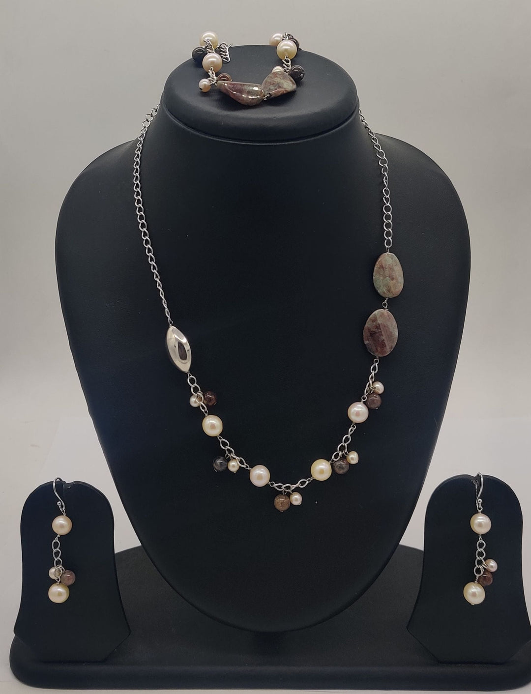 Earth Tones Stone & Pearl Jewelry Silver Necklace Set | SHOBITAM
