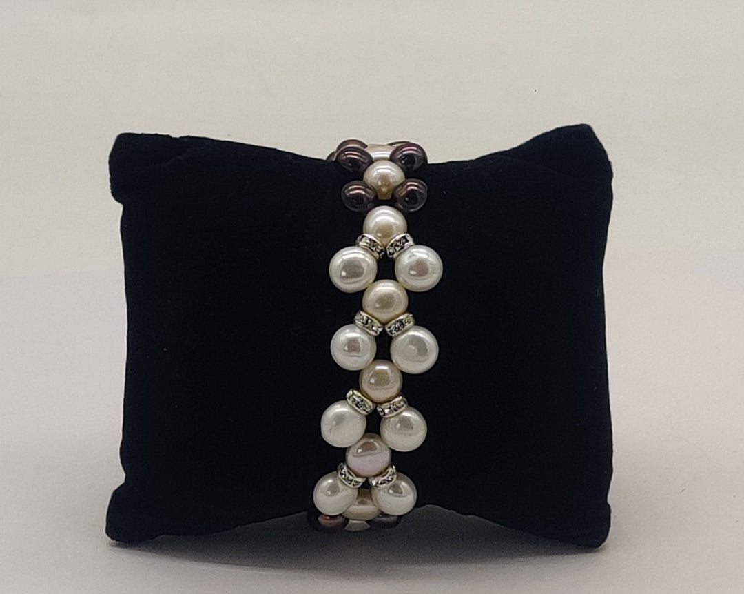 White and Champagne Pearl Bracelet | SHOBITAM