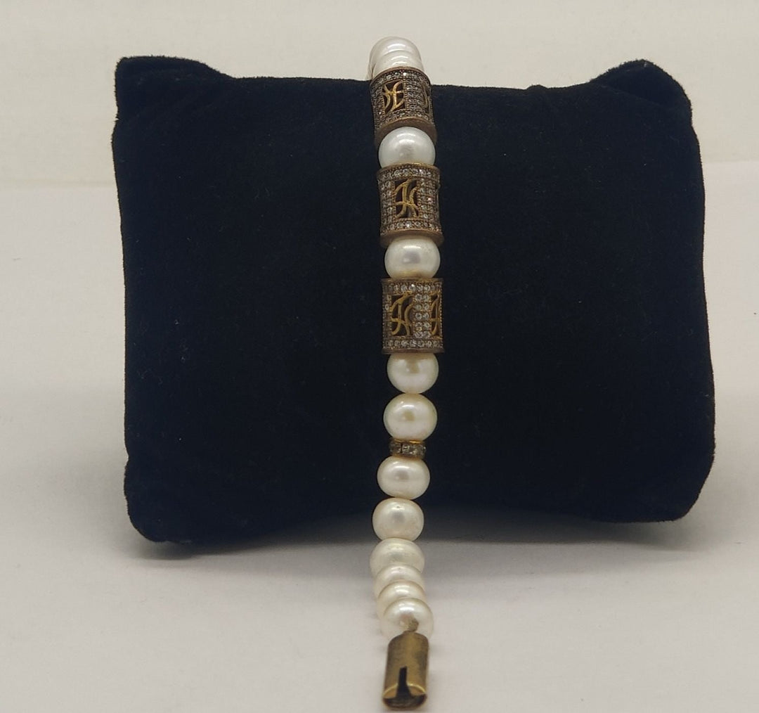 White Pearl Bracelet | SHOBITAM