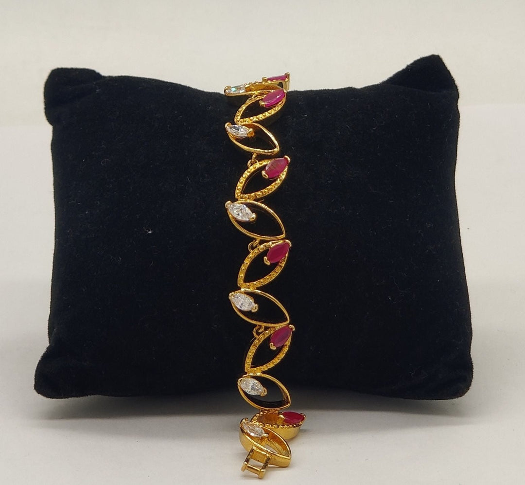 PEARLS BRACELETS | SHOBITAM