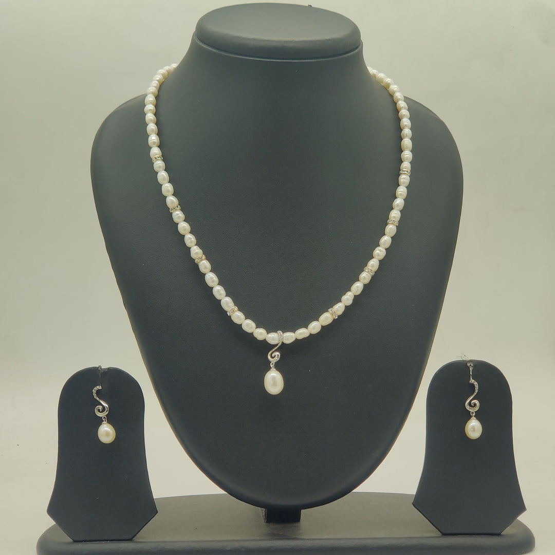 One pendent Necklace set | SHOBITAM