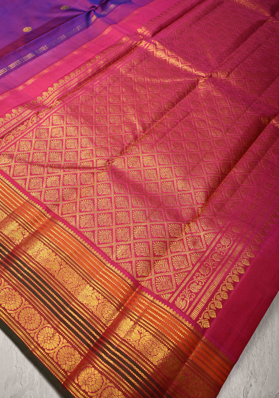 Purple Dual tone Pure Kanjivaram Silk Saree with Zari Buttas and Zari Border | SILK MARK CERTIFIED