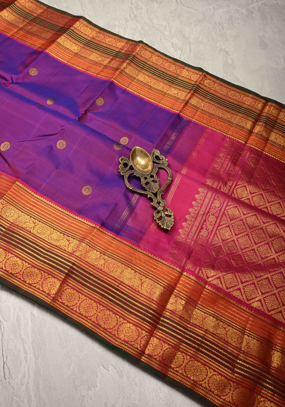 Purple Dual tone Pure Kanjivaram Silk Saree with Zari Buttas and Zari Border | SILK MARK CERTIFIED