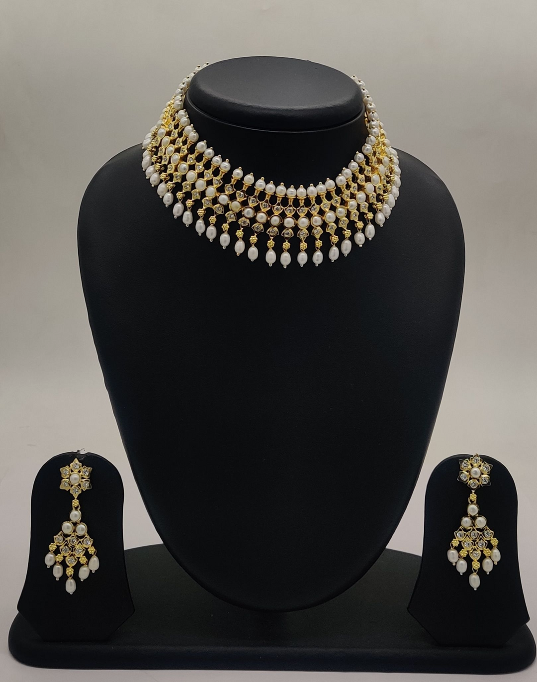 Handcrafted Natural pearl Necklace With White Stones | SHOBITAM