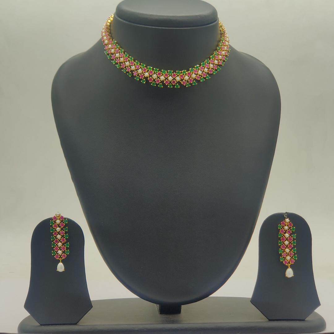 Handcrafted Necklace with stones and pearls | SHOBITAM