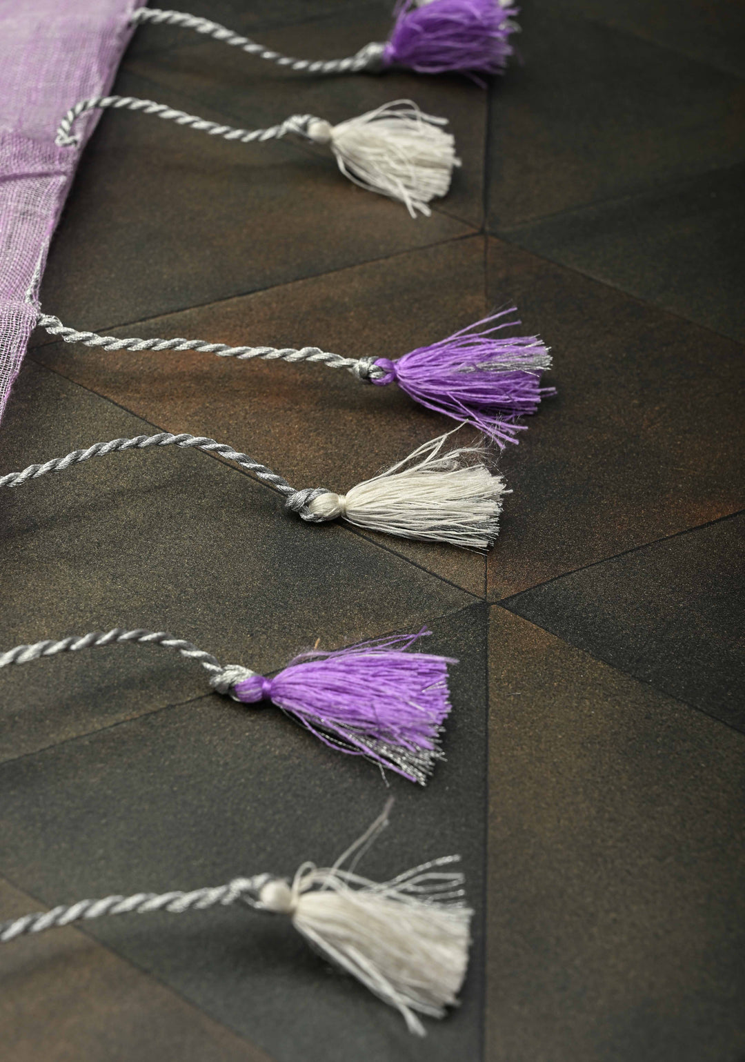Lavender Parijaat Flower Embroidery Tissue Linen Saree