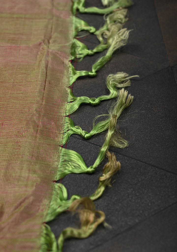 Coral Red Borderless Vegan Silk Handloom Saree with Resham Temple Motifs and Contrast Pallu, No Blouse Piece