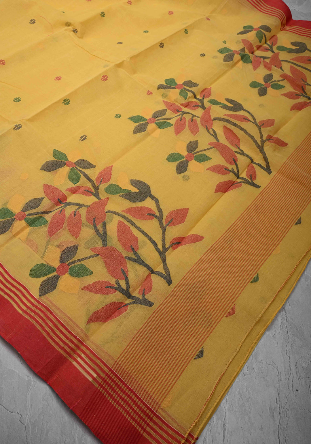 Bengal Cotton saree in Yellow with Jamdani style Design, No Blouse Piece