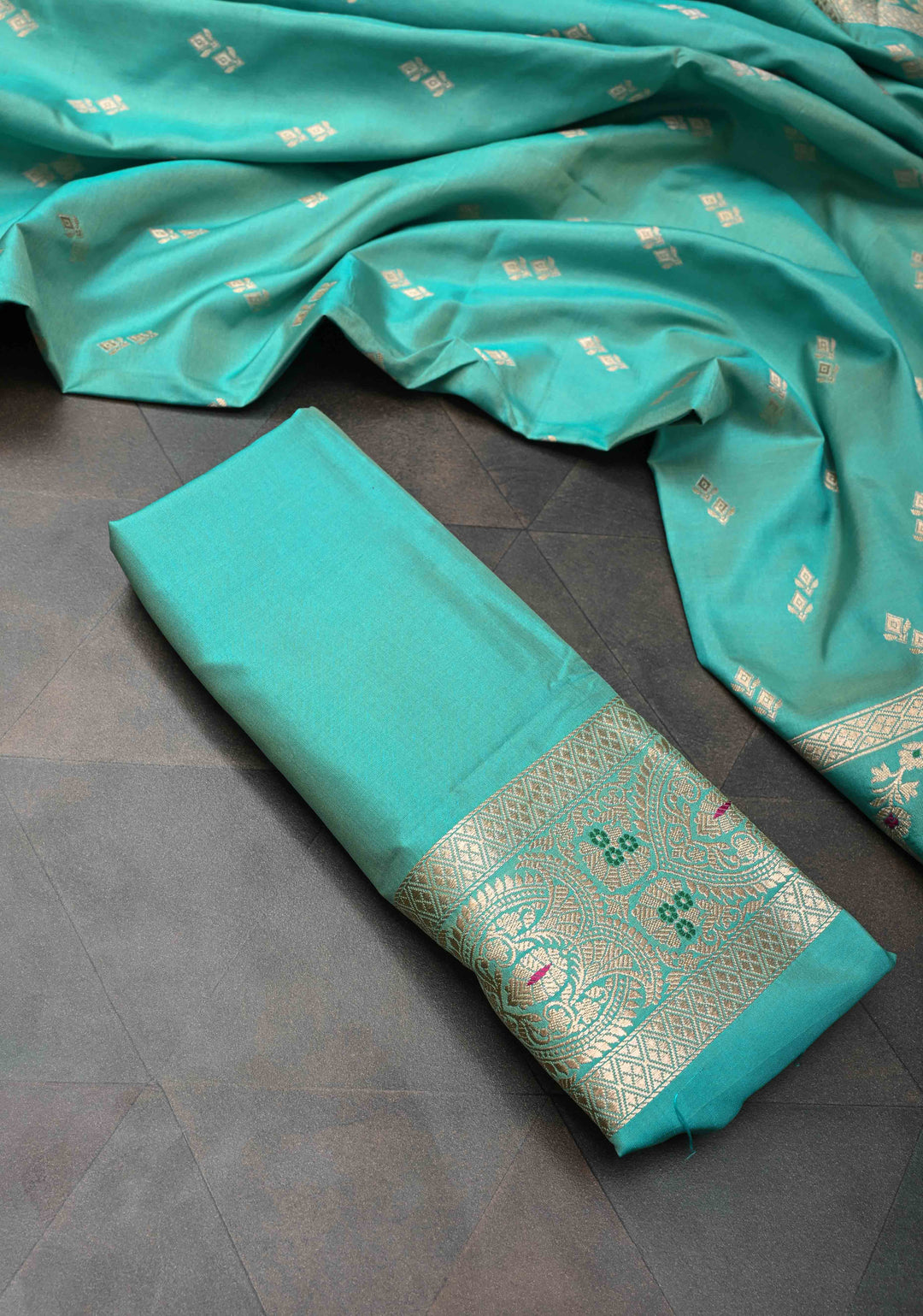 Cyan Dual Tone  Banarasi Katan Silk Saree with Meenakari Floral Jaal and Zari Border | SILK MARK CERTIFIED