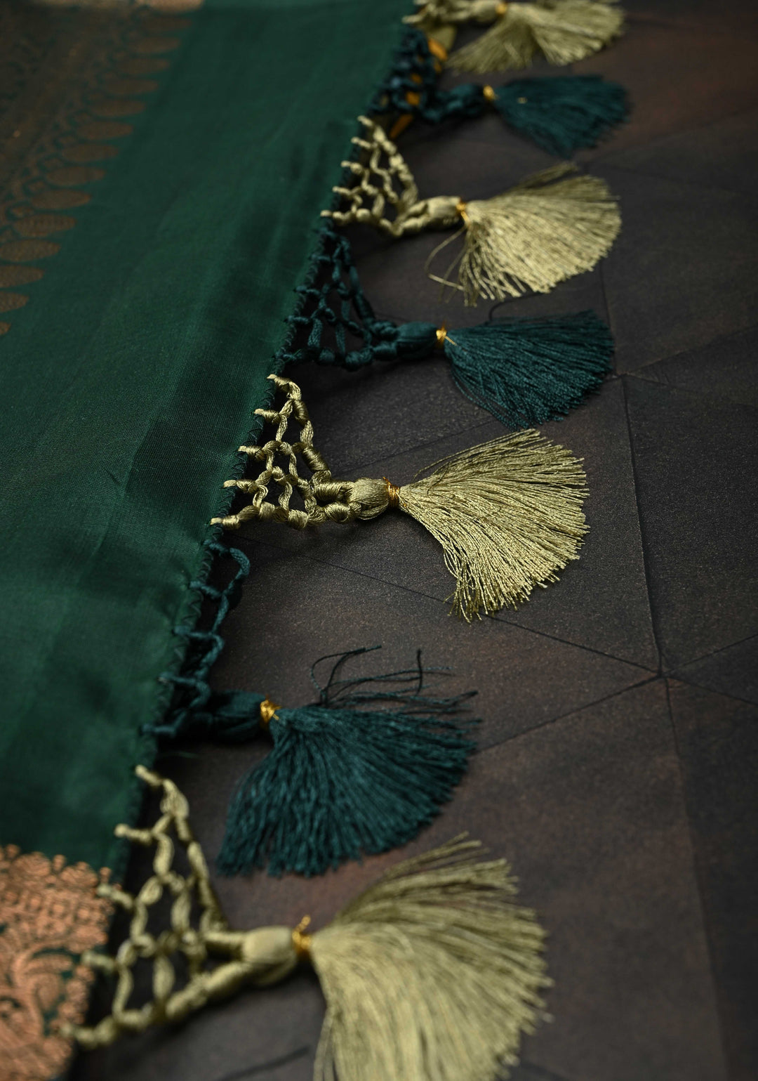 Authentic Green Kalamkari on Pure Kanjivaram Silk Saree With Zari Border | SILK MARK CERTIFIED