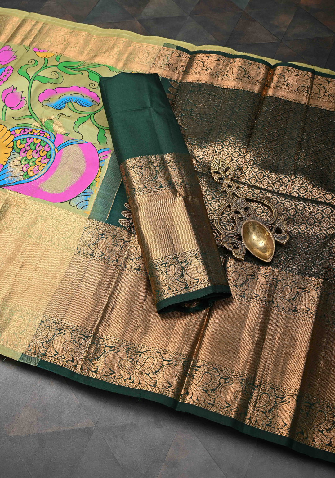 Authentic Green Kalamkari on Pure Kanjivaram Silk Saree With Zari Border | SILK MARK CERTIFIED