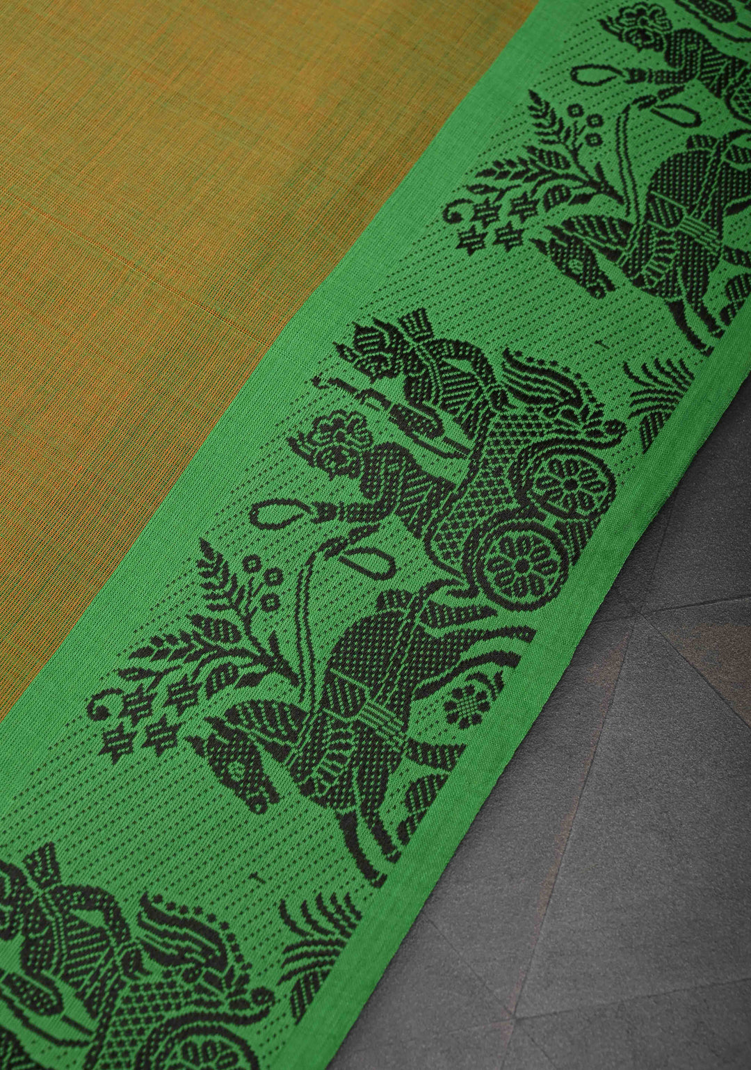 Green Dual tone Kanchi Cotton Saree with Gouri Ganesh Handpainting on Pallu, No Blouse Piece