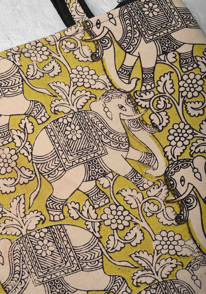 Yellow Ladies Handbag with Kalamkari Design