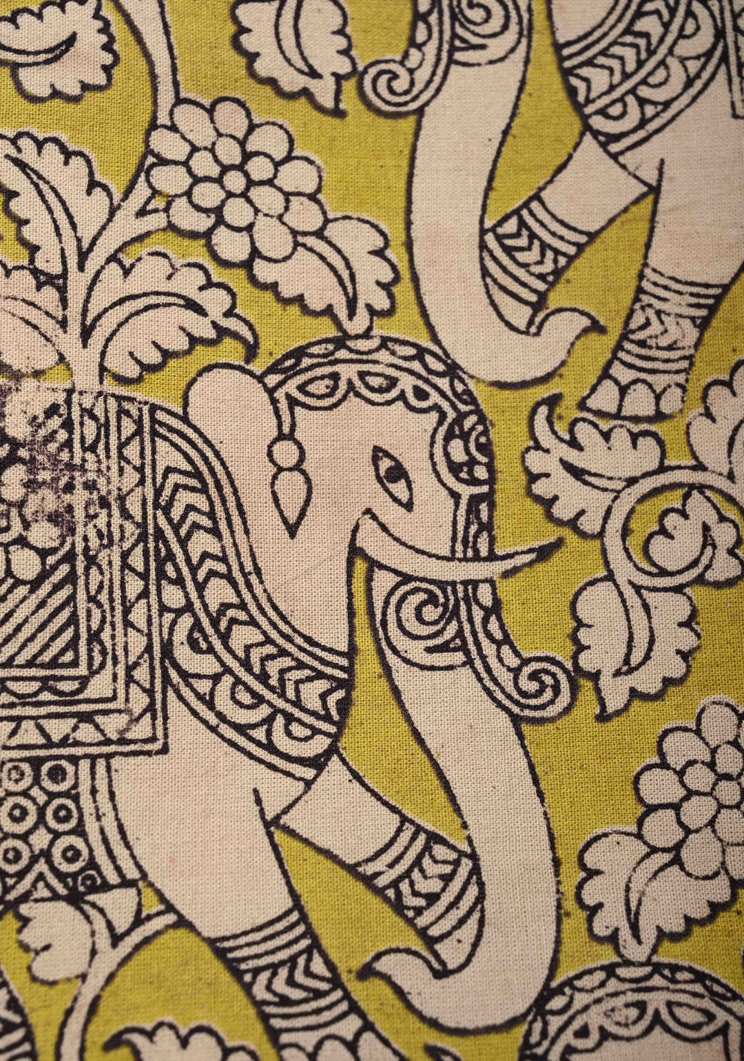 Yellow Ladies Handbag with Kalamkari Design